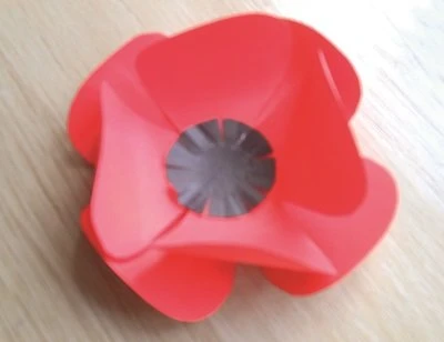 Об’ємна листівка: подарунок власноруч Об’ємна листівка: подарунок власноруч