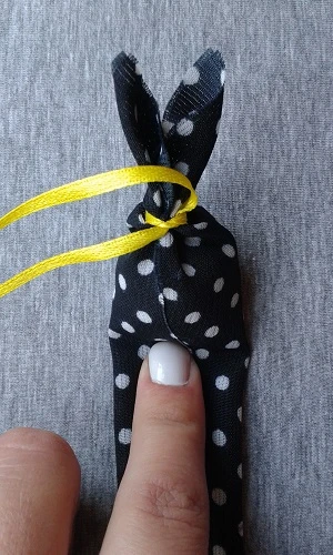 Як швидко з дитиною виготовити іграшку-забавлянку Як швидко з дитиною виготовити іграшку-забавлянку