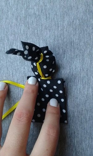 Як швидко з дитиною виготовити іграшку-забавлянку Як швидко з дитиною виготовити іграшку-забавлянку