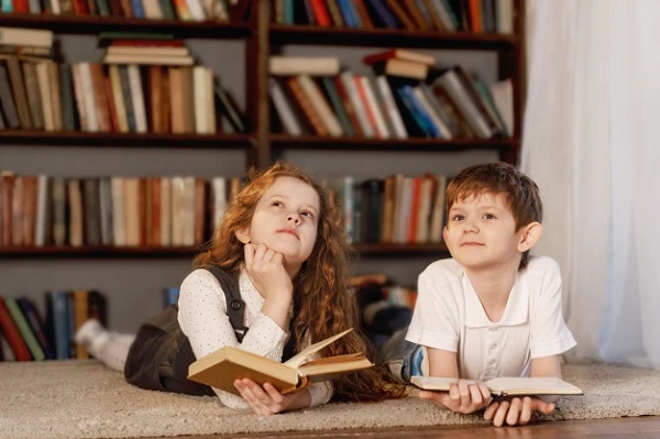 Європейський Союз розробив посібник для українських школярів