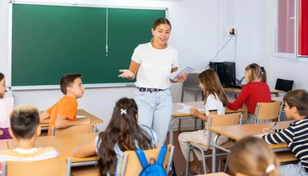 Причини дефіциту вчителів