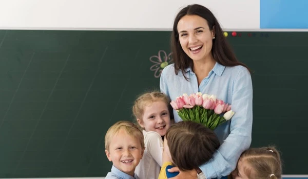 Комунікаційна кампанія до Дня вчителя